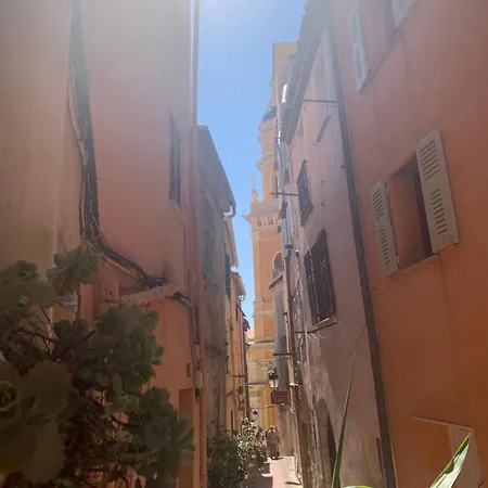 - Vieille Menton